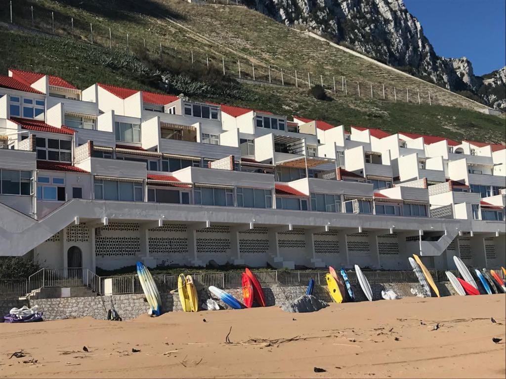 A Flat By The Beach Hotel Gibraltar Zewnętrze zdjęcie